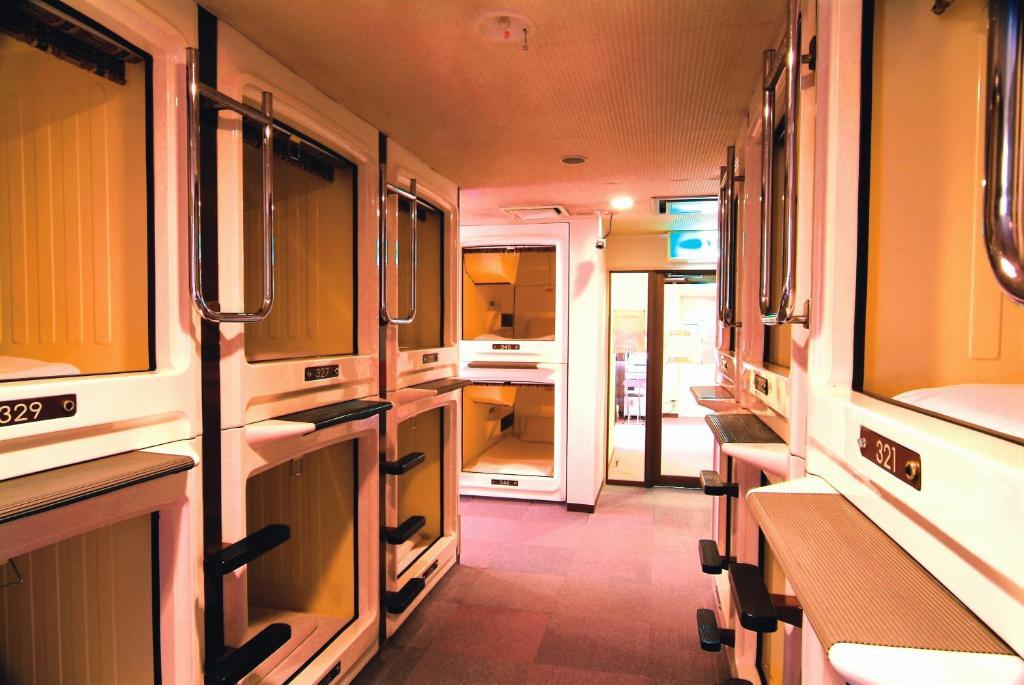 Capsule Hotel & Sauna Ikebukuro Plaza Tokyo Oda fotoğraf